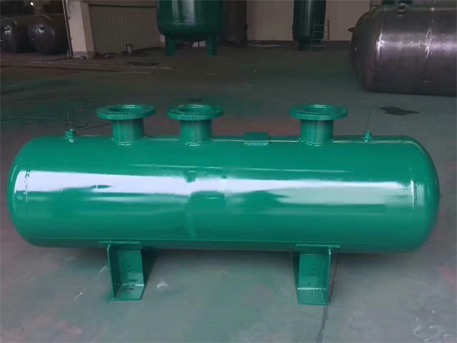 大东大东大东蒸汽分气缸